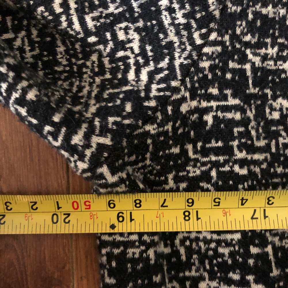 Zoe Sweater/Shacket - Picture 10 of 12